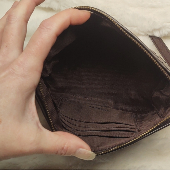 SOLD!! COACH Large Wristlet Clutch RARE Kylie Mini Studs F52402 - NWT - Picture 7 of 14